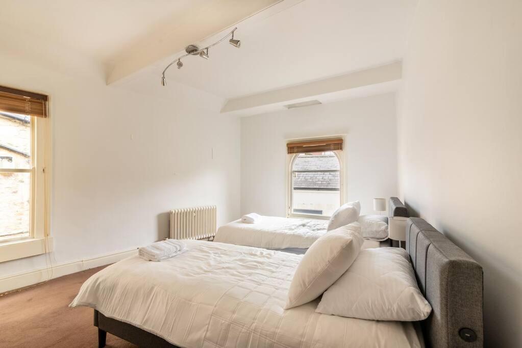 Look No Further The Stable Block In Beautiful Beaufort House 2 Bedrooms Bath Buitenkant foto