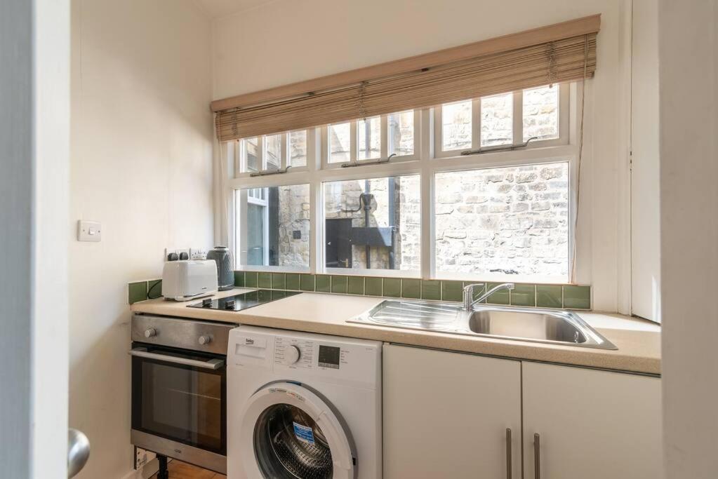 Look No Further The Stable Block In Beautiful Beaufort House 2 Bedrooms Bath Buitenkant foto